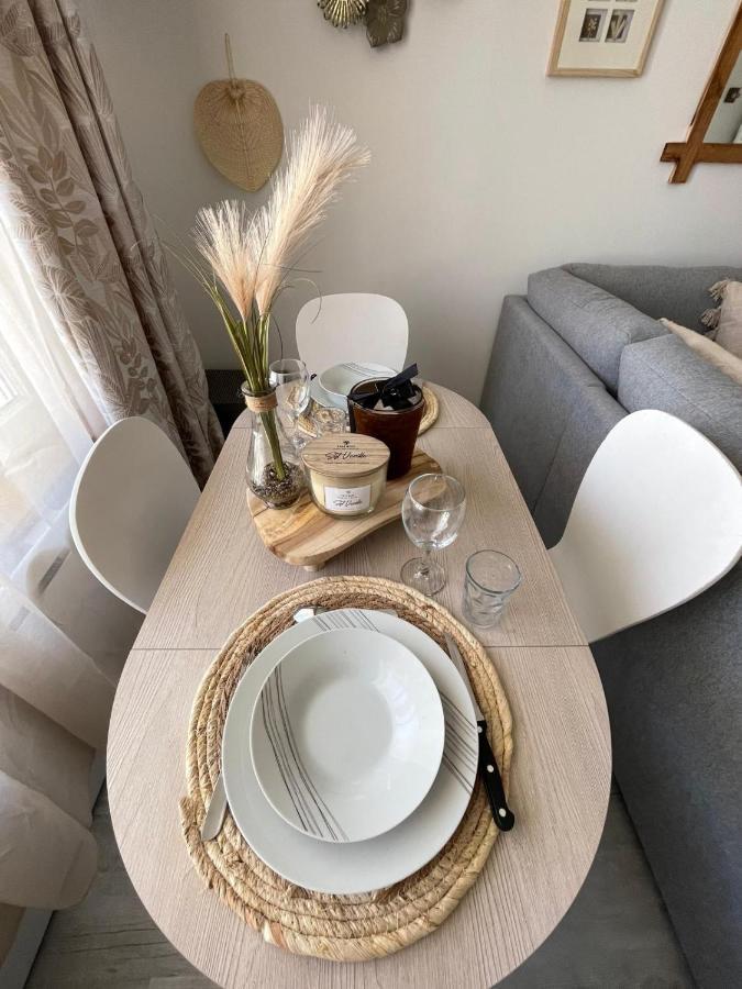 Le Boheme - Centre Ville, Netflix Et Wifi, Parking, Ideal Familles, Couples Et Voyages D'Affaire Niort Dış mekan fotoğraf